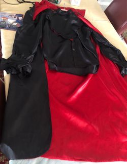 Dracula Vampire Halloween Costume Makeup