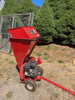 Troy-Bilt chipper shredder