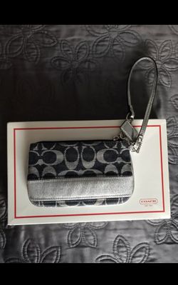 Coach wristlet, small