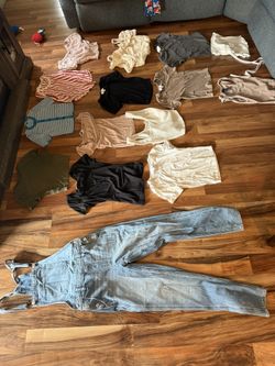 TEEN GIRL SIZE XS/ S Clothes