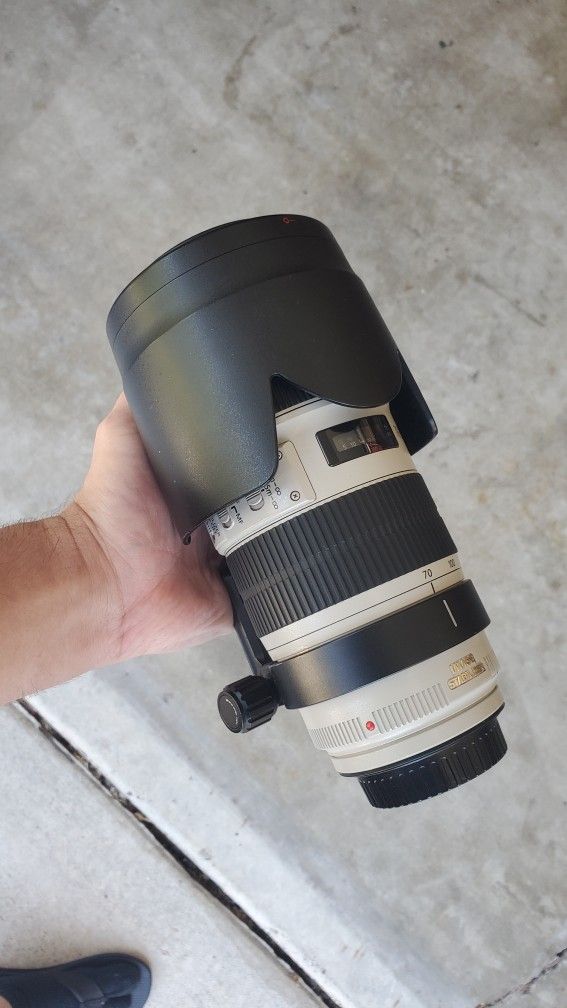 Canon EF 70-200 IS II F2.8 USM Lens