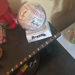 Atlanta Braves Signed Via Team Baseball In Case