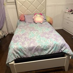 Twin Bed