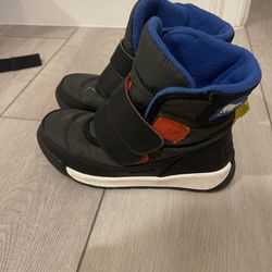 Little Boys Size 11 Sorel Ski Boots