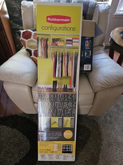 Rubbermaid Configurations 3-6 foot Closet Kit