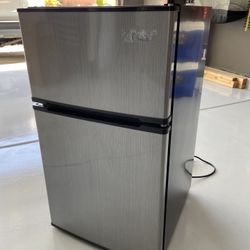 smeg 50s style fridge