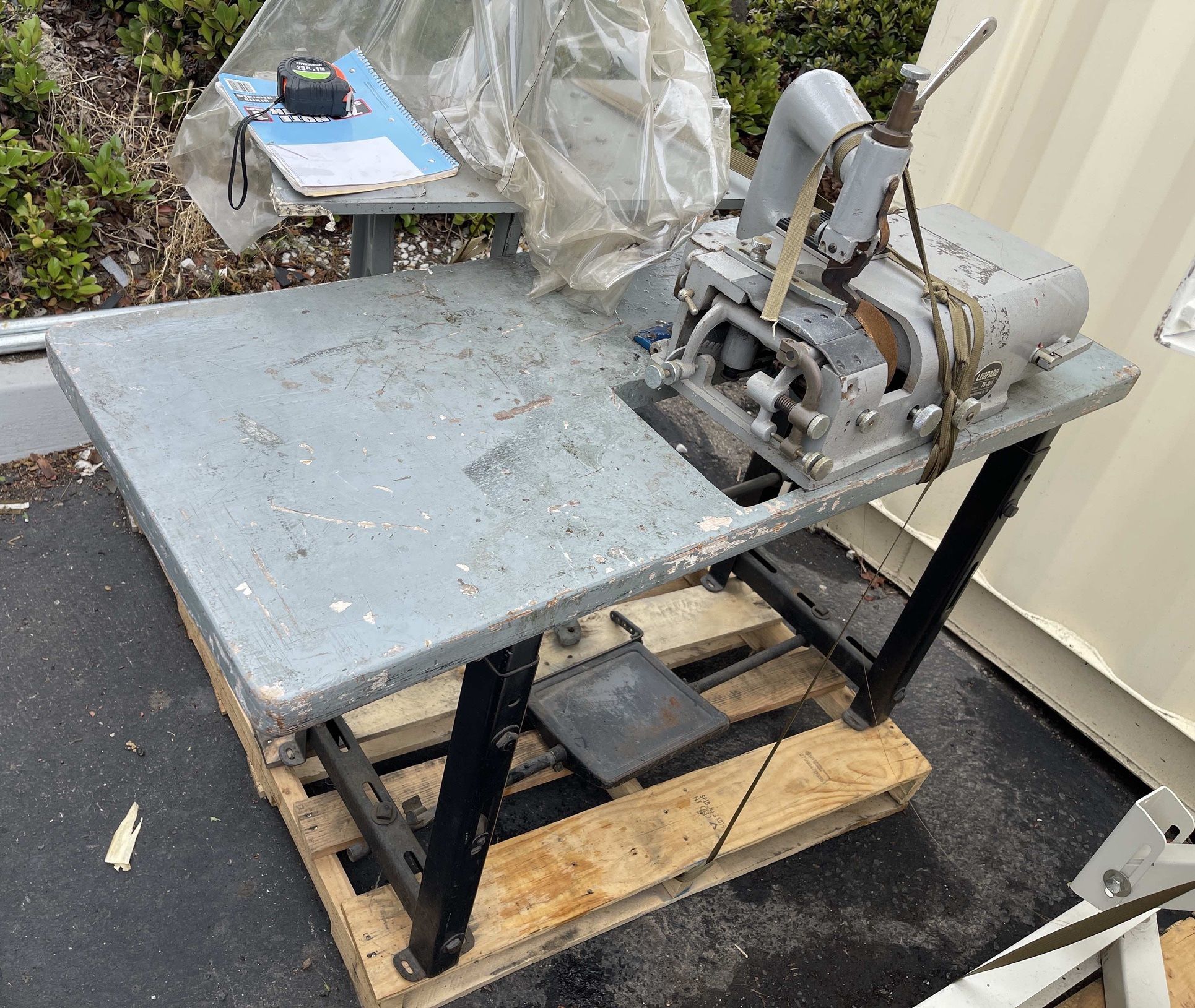 Leather Skiver Machine