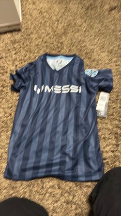 Never worn Messi shirt