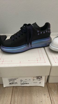 Women’s sandals and sneakers for sale