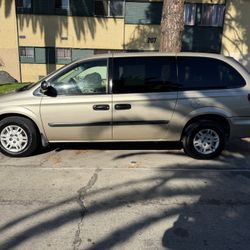 2005 Dodge Caravan