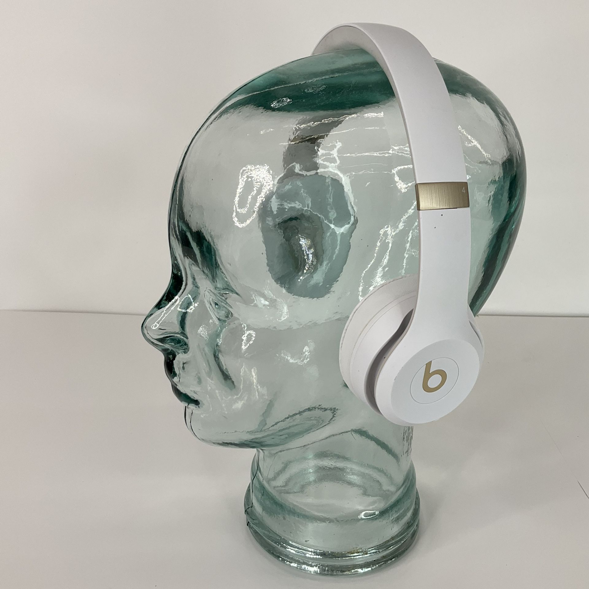 Beats Solo 4 Bluetooth Wireless On-Ear Headphones
