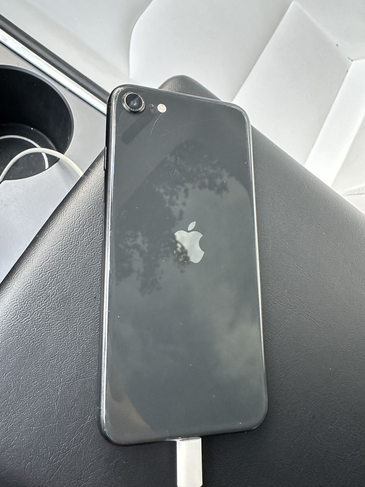 Apple iPhone SE 2nd gen 64gb unlocked