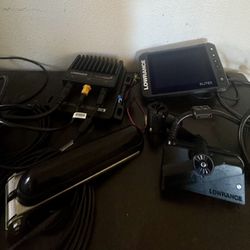 Fishing - Lowrance Active Target & Transducer With Elite FS