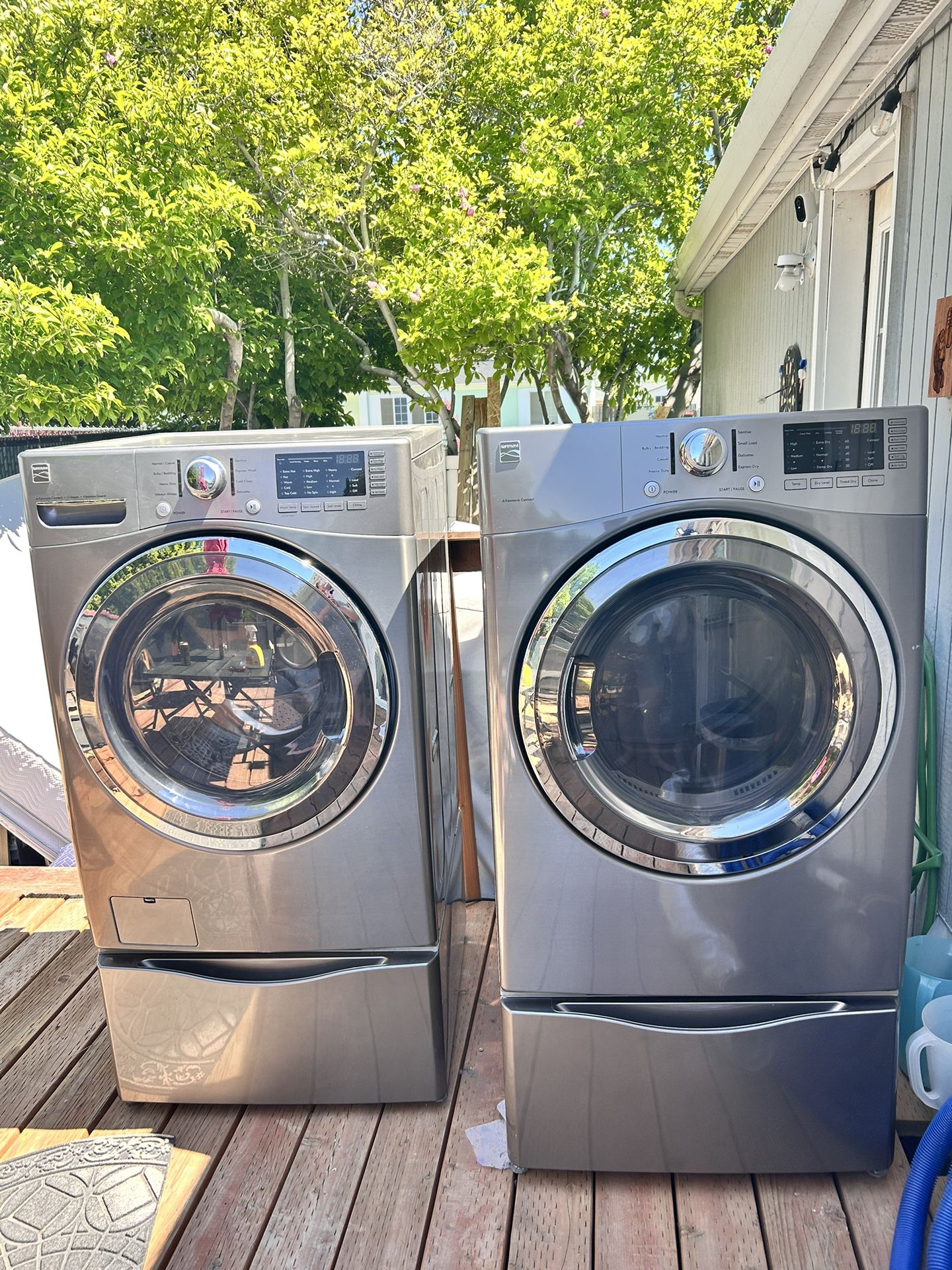 Kenmore Washer And Dryer With Stands And Storage
