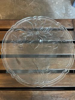 Poinsettia Christmas plate, Mikasa