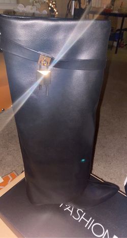 Fashion Nova Boots