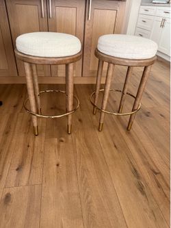 WOODEN BARSTOOLS ATHEISTIC