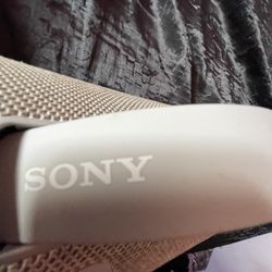 Sony SRS-XG300 X-Series Wireless Portable-Bluetooth Party-Speaker. 