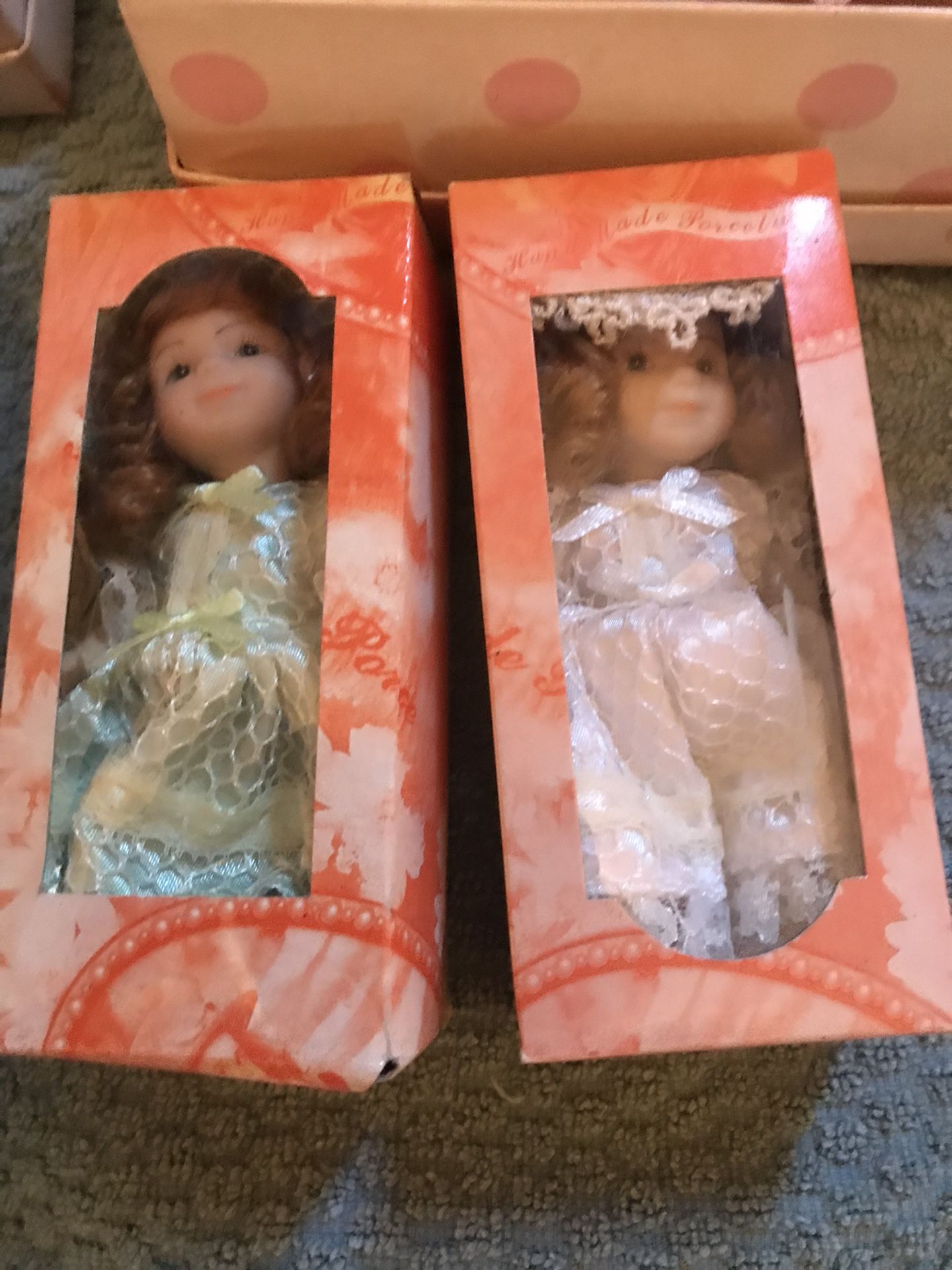 Porcelain dolls 