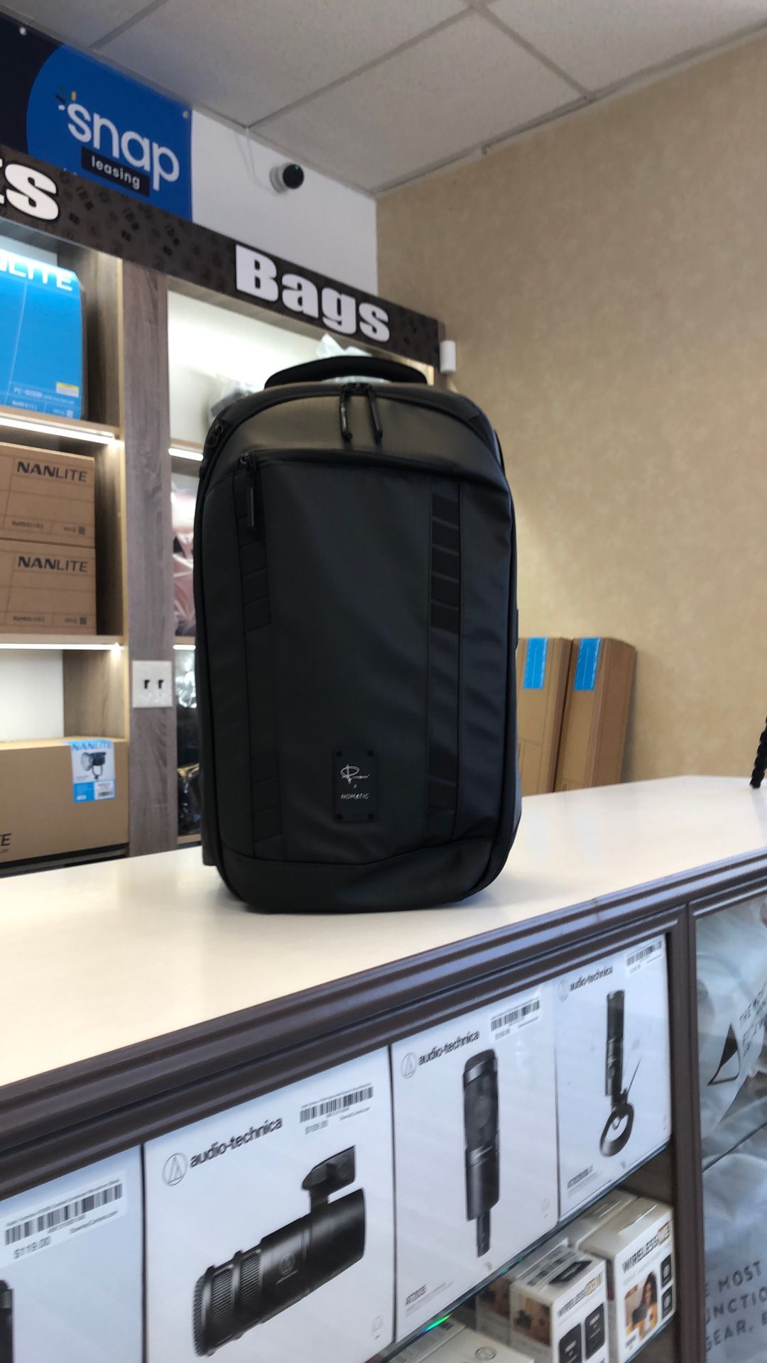 Peter McKinnon 35L Camera Backpack