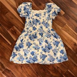 Art Class Blue Flower Dress Size L