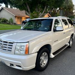 2003 Cadillac Escalade
