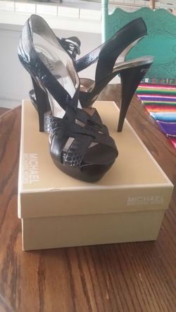 Mk heels