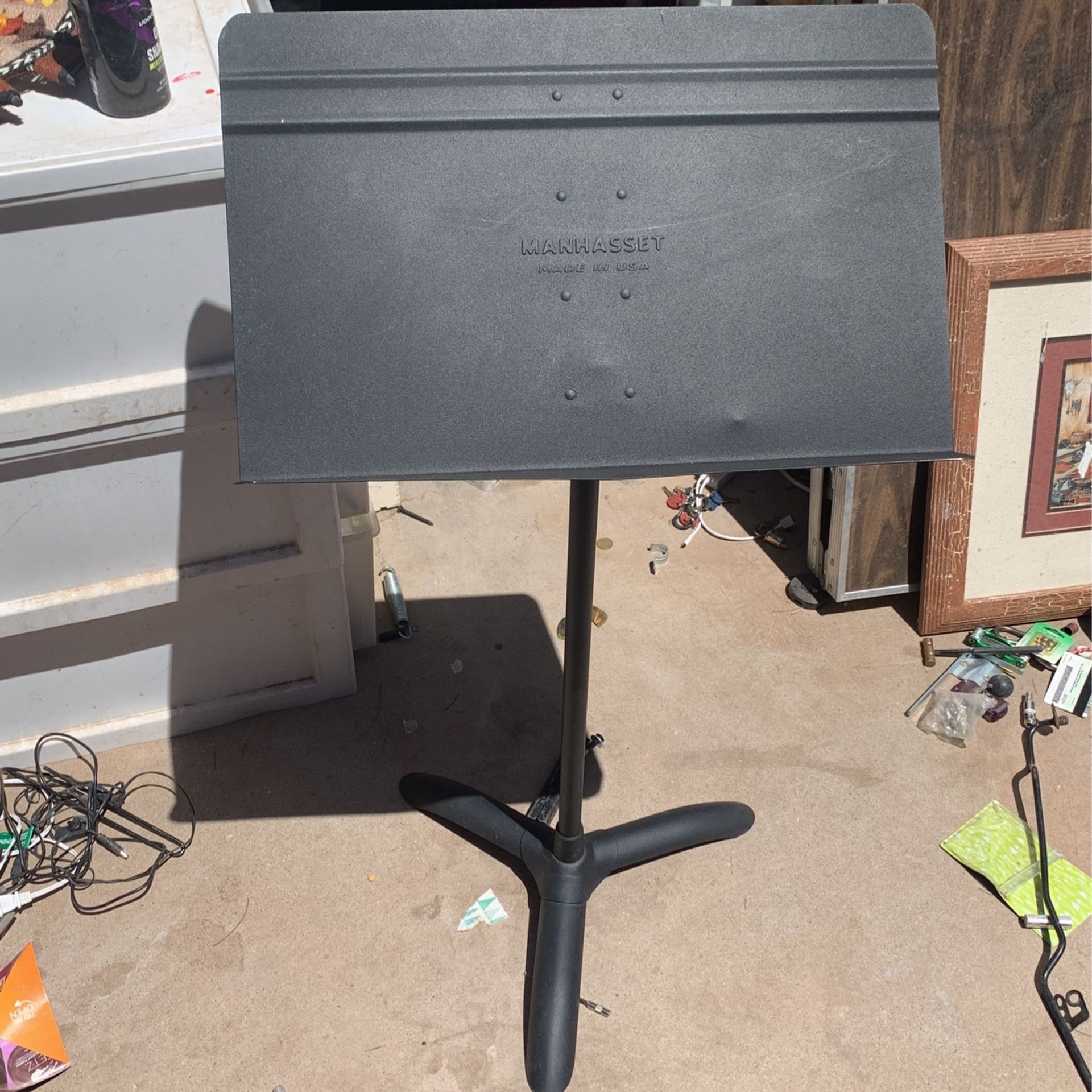 Manhattan Music Stand