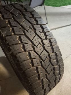 Tire  toyo LT275/65/R20