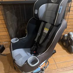 Graco Car Seat 10 Position Extend2fit Convertible Black Gotham