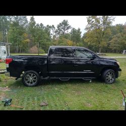 Selling Parts For Toyota Tundra 2011