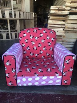 Minnie Mouse girls couch