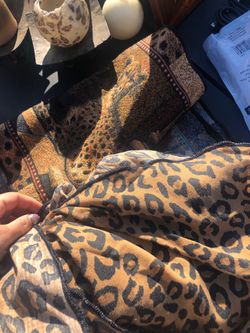 Leopard table runner and table cloth