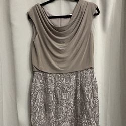 Simply Liliana Knee Length Dress