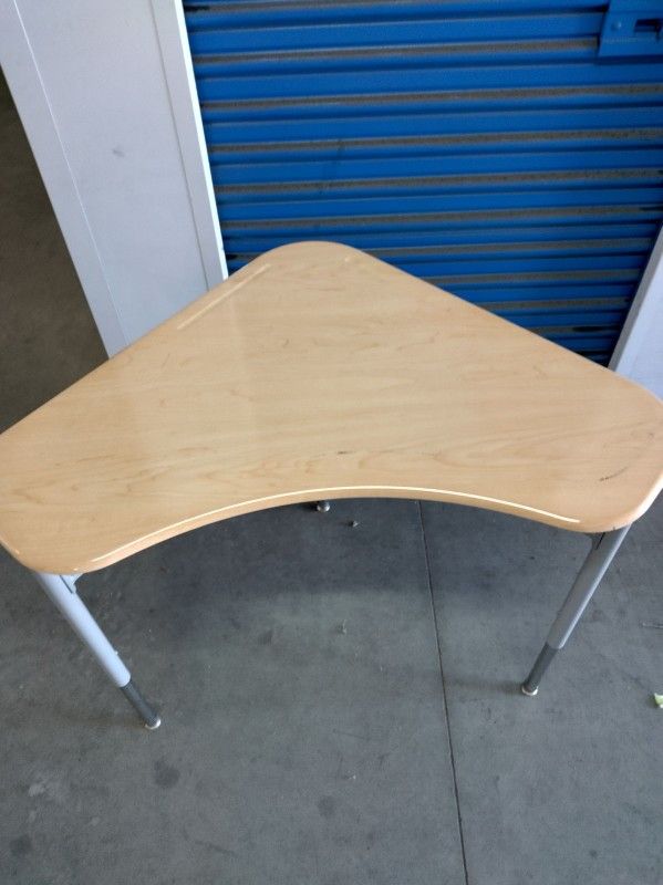 Corner Table Solid Heavy-duty Desk