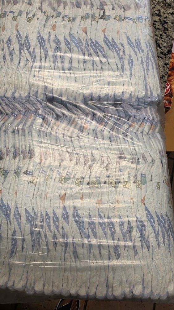 Luvs  Diapers  Size 2