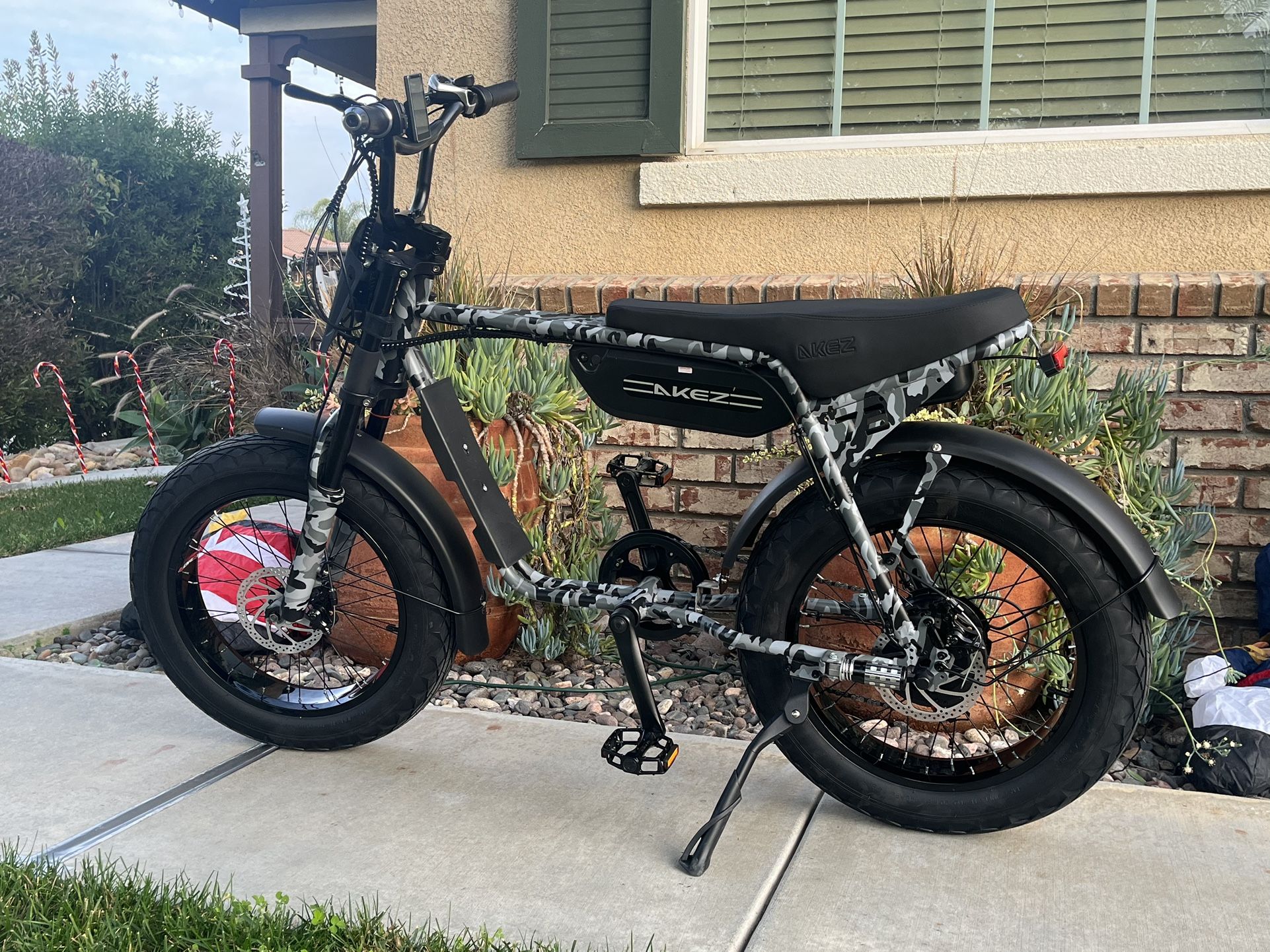 Electric Dirt Bike, 2000W Electric Motorbike, Max 37 MPH