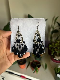 Women’s Black Earrings