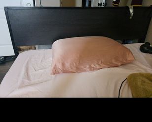 Full bed frame