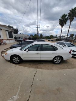 Ford taurus