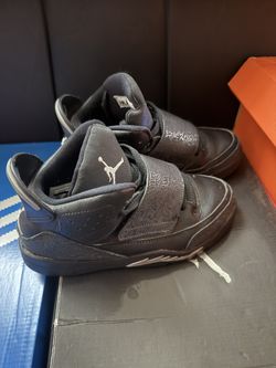 Jordan Size 2Y $40