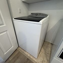 Washer And Dryer Set For Sale (Must Pick Up)
