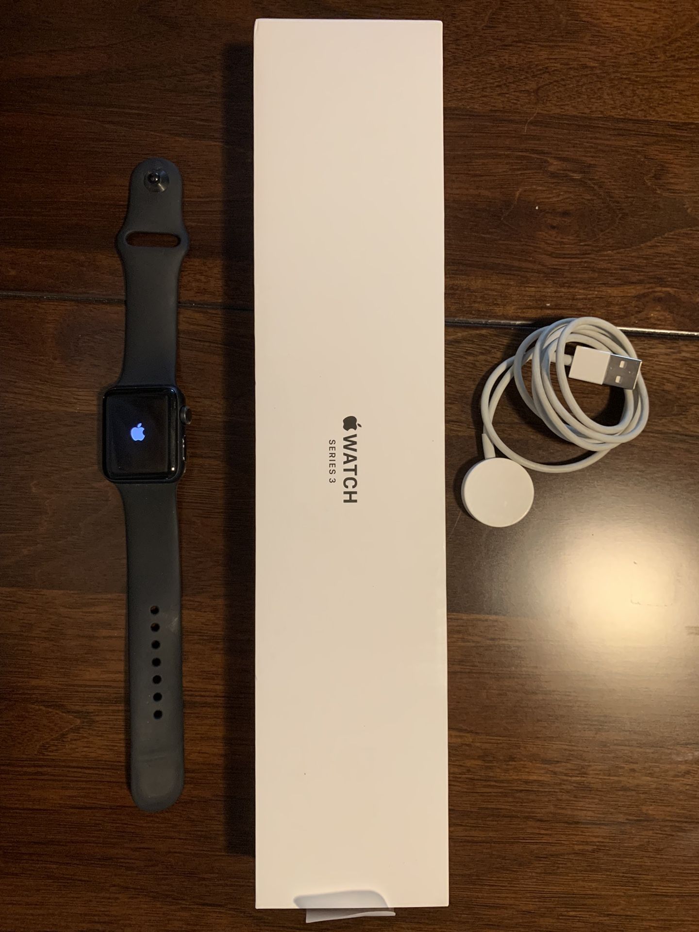 IWATCH SERIES 3 38MM for Sale in Los Angeles, CA - OfferUp