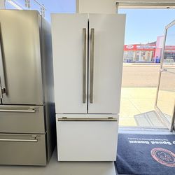 FORNO  30”  17.5 Cu Ft Capacity Refrigerator  / 2 Years Warranty