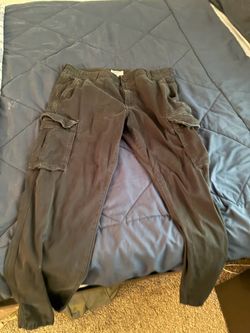 Men Black Cargos