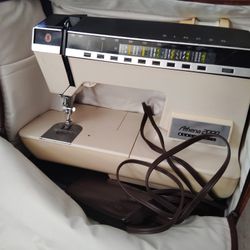Singer Athena 2000 Machine For Sew 