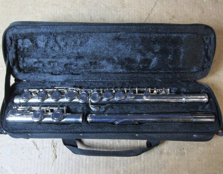 Merana Flute In Soft Case