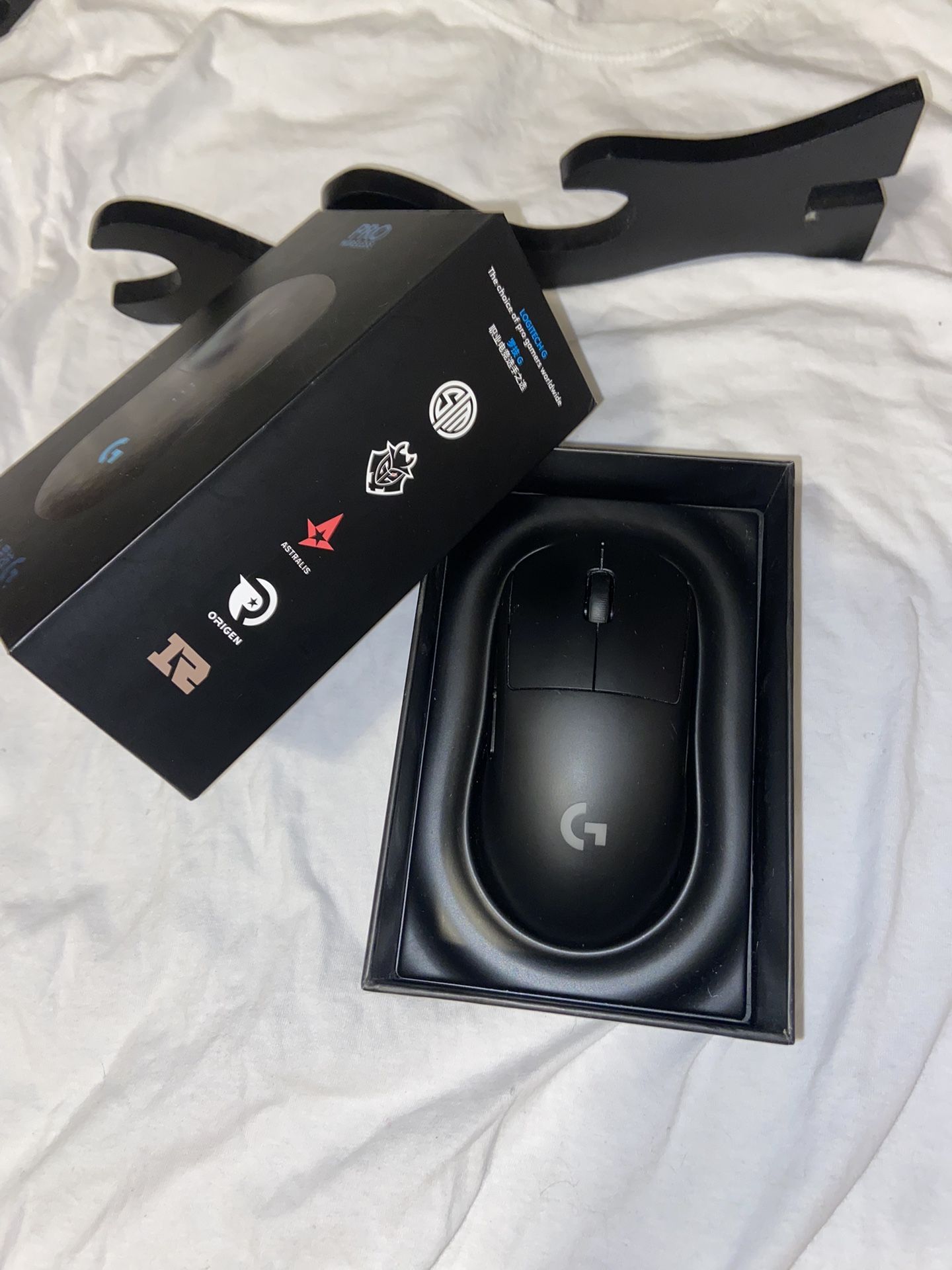 Logitech G Pro Wireless Gaming Mouse with Esports Grade Performance