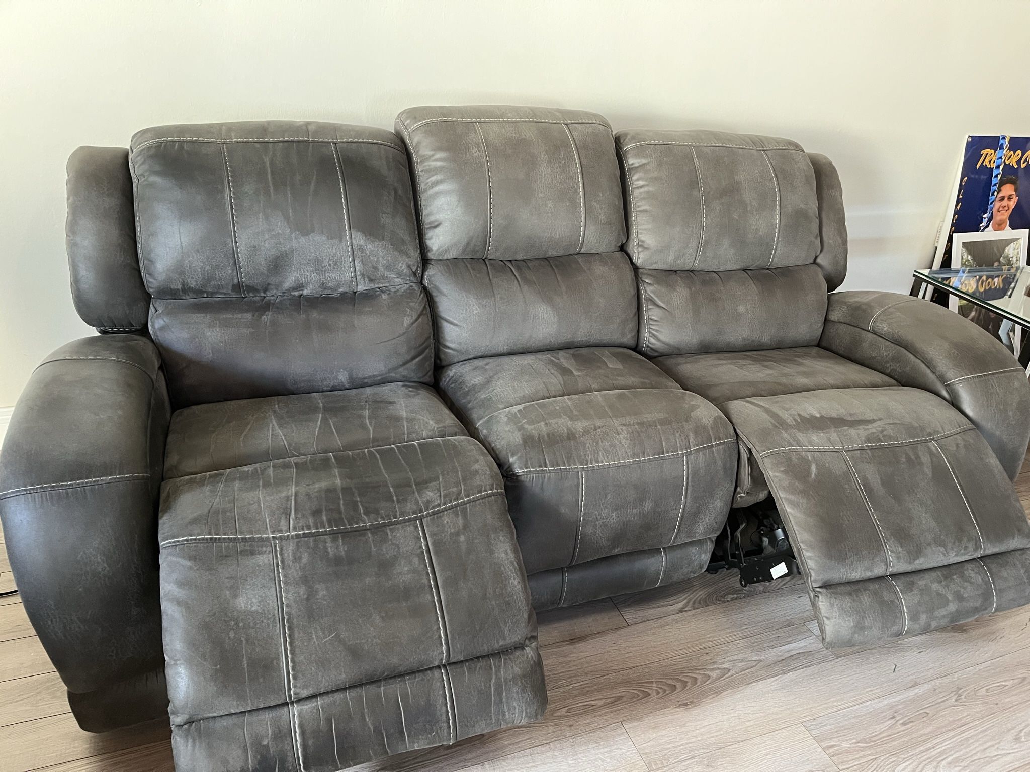 Electric Reclining Sofa and Loveseat for Sale in La Mirada, CA OfferUp