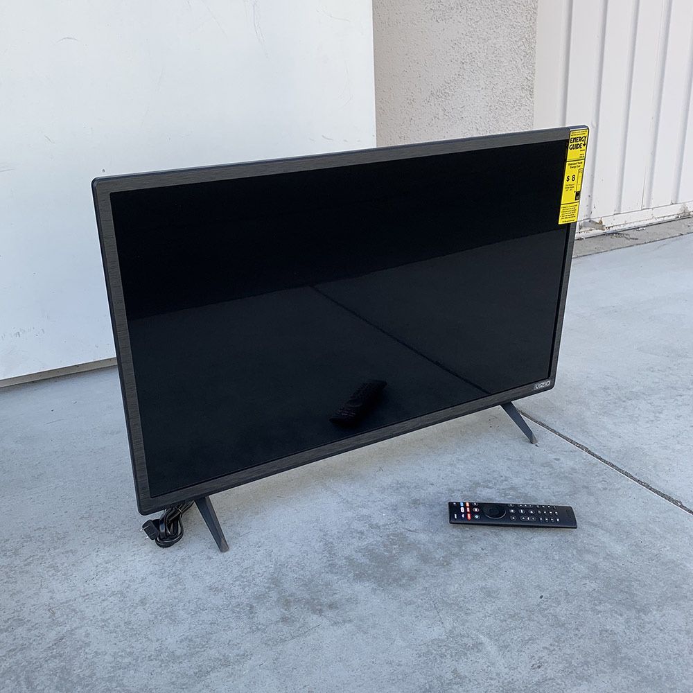 New in Box $90 VIZIO 32” Smart TV D-Series 720p Apple AirPlay, Chromecast Built-in, Screen Mirroring (D32h-J09) 